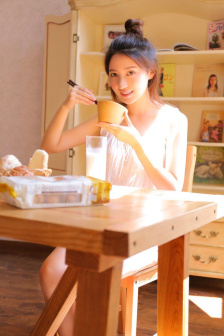 车内激吻动漫